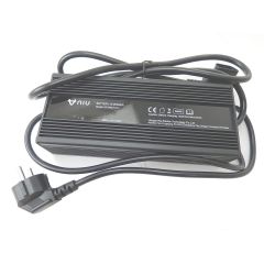 13. [E3/E4]Charger 280W 69.7V